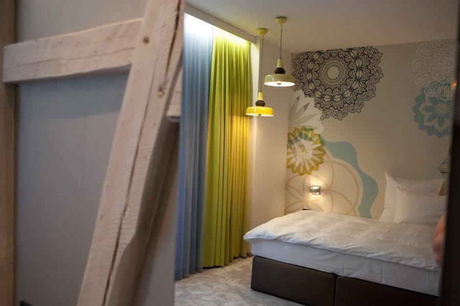 Hotel & Restaurant Heyligenstaedt Gießen Esterno foto